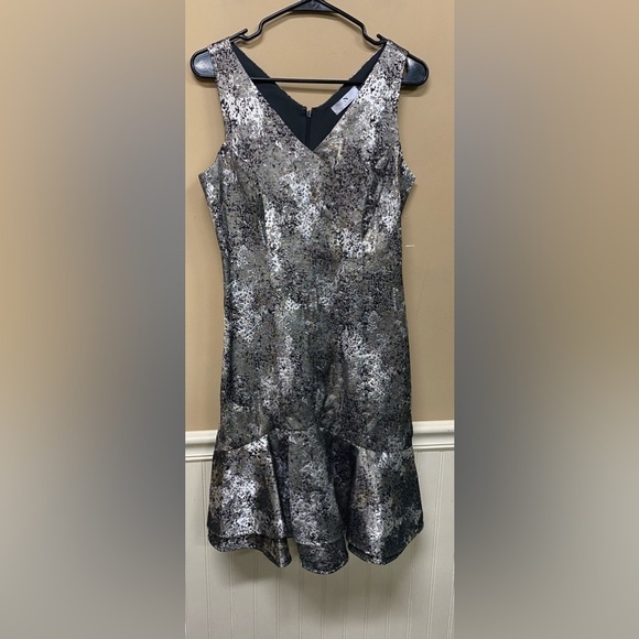 N Notori Black Metallic Drop Waited Sleeveless Event Dress Size 4 NWT - Picture 1 of 6